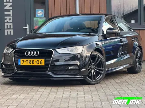 AUDI A3 1.4 TFSI 2x S-Line Navi Xenon 18'' Maxton