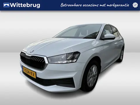 Škoda Fabia 1.0 TSI Ambition DSG Automaat Navigatie / Smartlink wireless / Parkeersensoren / lichtme