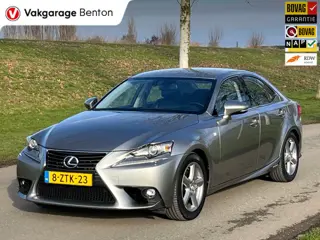 Lexus IS 300h 25th Edition | Limited Edition | Navigatie | Stoelverwarming | Camera | Trekhaak | NL-