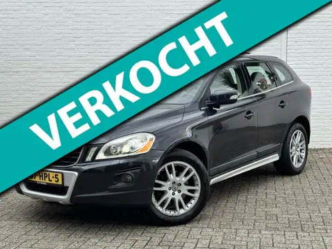 Volvo XC60 3.0 T6 AWD Summum Pano dak Trekhaak Goed onderhouden Leder