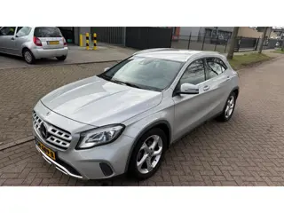 Mercedes-Benz GLA-klasse 180 Business Solution AMG AUT 2017