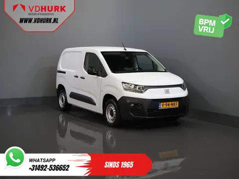 Fiat Doblò 1.5 HDi 100 pk 3 Pers./ CarPlay/ Stoelverw./ Camera/ PDC/ Cruise/ Airco