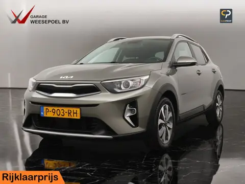 Kia Stonic 1.0 T-GDi MHEV 100pk DynamicPlusLine - Navigatie - Camera - Climate control - Privacy gla