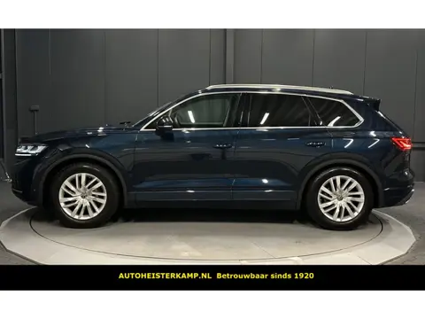 Volkswagen Touareg 3.0 TDI Elegance Grijs Kenteken ACC Luchtvering Comfortstoelen Trekhaak
