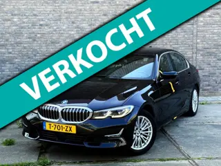 BMW 3-serie 320i High Executive Adaptive Cruise Trekhaak Carplay