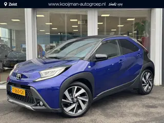 Toyota Aygo X 1.0 VVT-i MT envy Cabrio leuke Two-Tone blauw/zwarte uitvoering | Draadloos telefoonla