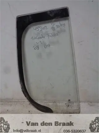 Skoda Fabia Hatchback 2007-2015 Scheerruit rechts achter