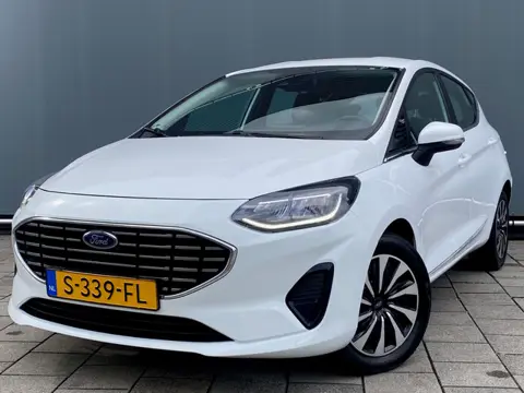 Ford Fiesta BWJ 2023 | 1.0T Hybrid 126PK Titanium | CLIMA | CARPLAY | CRUISE | NAVI | PRIVACY GLASS 