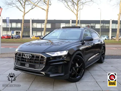 Audi Q8 55 eTFSI Quattro 340PK | Panodak | Vol Leer | Keyless | Camera | Memory 2X | Elektrische kof