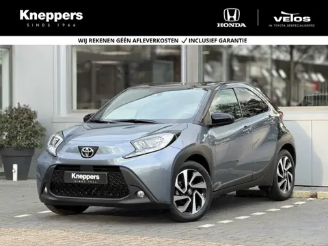 Toyota Aygo X 1.0 VVT-i MT Pulse | GEEN AFLEVERKOSTEN | Apple/Android, Cruise control, Lichtmetalen 