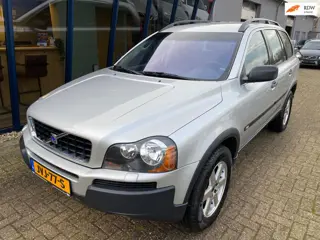 Volvo XC90 2.5 T Exclusive Automaat LEER / NAVI / PDC
