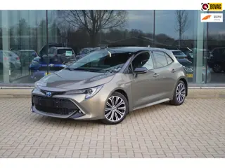 Toyota Corolla 2.0 Hybrid Executive | Trekhaak | Head-up | BI-tone | Stuur- stoelverwarming