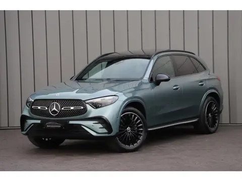 Mercedes-Benz GLC 300e AMG 4-Matic | 313PK | Luchtvering | Head-up | Achterasbesturing | Massage | K