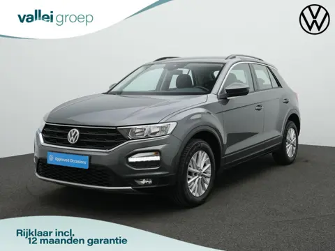 Volkswagen T-Roc 1.0 TSI 115 pk Style | Stoelverwarming | Adaptive Cruise | Navigatie | Parkeersenso