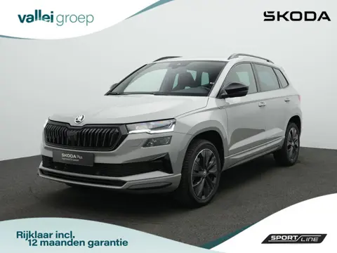 Skoda Karoq 1.5 TSI 150 pk DSG Sportline | Navigatie Columbus | Matrix LED | Stuur-/stoelverwarming 