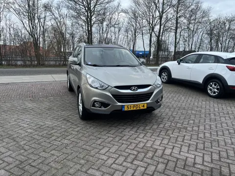 Hyundai ix35 2.0i i-Catcher OPEN DAK STOELVERWARMING V+A LEER CAMERA NAVI
