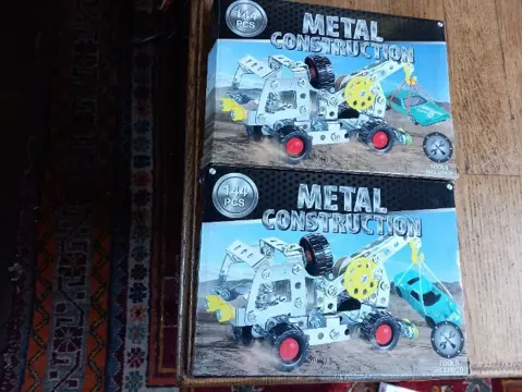 Metal construction, 144 delen