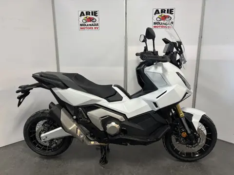Honda X-ADV 750 (bj 2025)