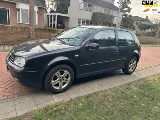 Volkswagen Golf 2.0, Airco, Rijdt als nieuw, APK 30-01-2027.