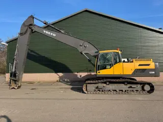 Volvo EC 250 D L (bj 2011)