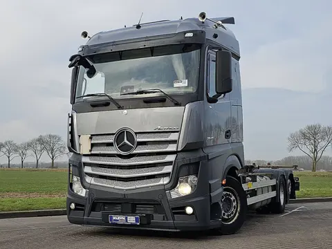 MERCEDES-BENZ ACTROS 2545 LS