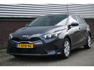 Kia Ceed 1.0 T-GDi 120PK DynamicLine/Geen Importauto/ All-Seasonbanden.