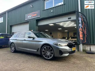 BMW 5-serie Touring 530e High Executive Pano sportleder 19”M velgen