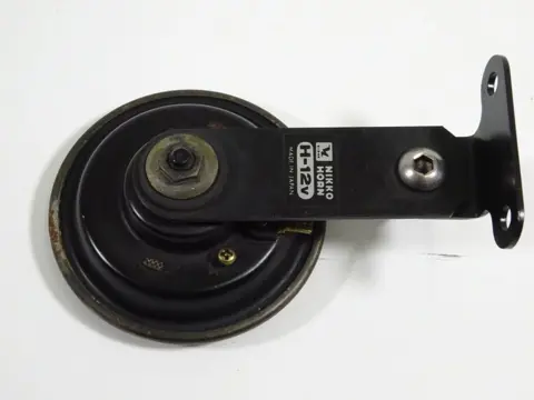 CLAXON Triumph Sprint ST 955 1999 - 2005