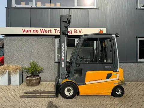 Jungheinrich EFG430K Heftruck Triplo 650 Freelift/Sideshift/4e functie elektrisch accu 2016