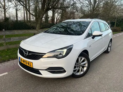 Opel Astra Sports Tourer 1.2 Business Elegance Camera, Navi