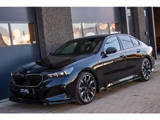 BMW 5 Serie 520i M-Sport Pro | BTW | 1 Eigenaar | Dealer Onderhouden | Full Option | 21 Inch | Pano 
