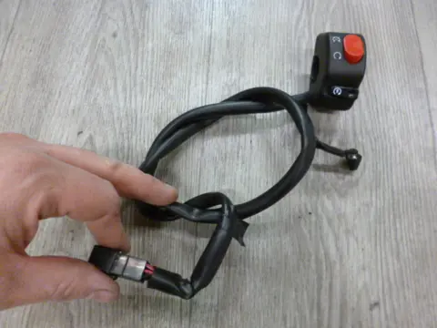 STUURSCHAKELAAR RECHTS Triumph 675 Street Triple R 2008 -