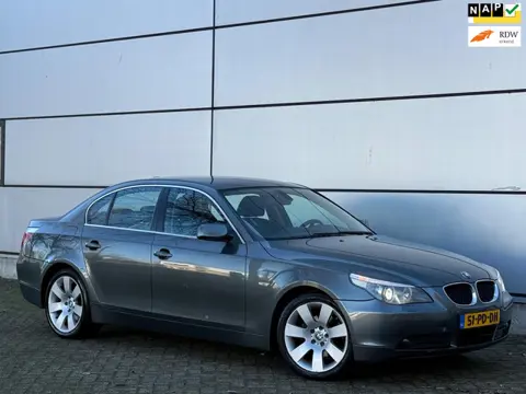 BMW 5-serie 525i Executive Automaat |Leer |Electr Stoelen |Xenon |Trekhaak |Lmv |Nap |Boekjes