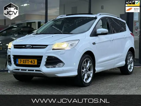 Ford Kuga 1.6 Titanium Plus 4WD PANO/CAM/TREKHAAK/APK/NAP