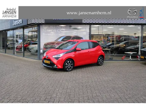 Toyota Aygo 1.0 VVT-i x-joy , Trekhaak, Clima, Camera, Apple Carplay, Bluetooth, LMV 15 Inch, Armste