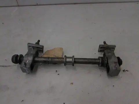 ACHTER AS Honda VF 500 1984 - 1985