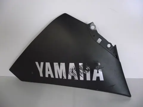 Cowl lower right Yamaha YZF R1 2009 - 2010