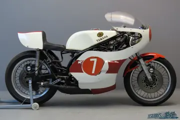 Yamaha 1974 TZ 750A prod. racer 694 cc 4 cyl TS 3601