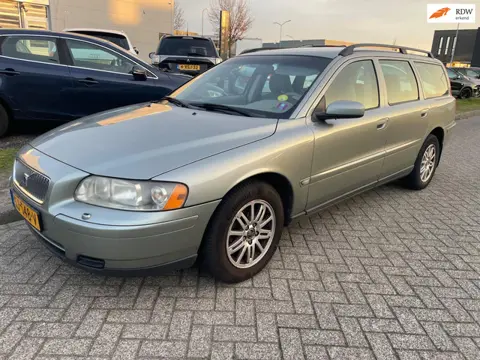 Volvo V70 2.4 Edition I Garantie APK 4 maart 2027