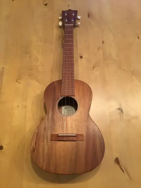 Ukelele, tenor
