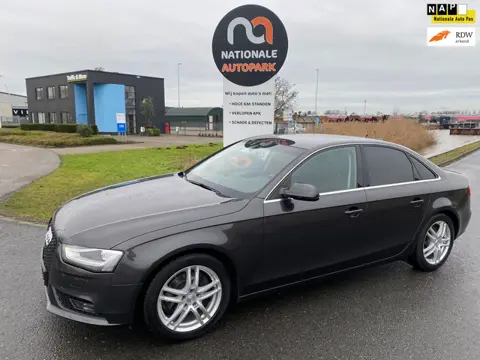 Audi A4 Limousine 2015 * 2.0 TDI ultra Advance * EURO 6 *