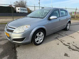 Opel Astra 1.6 Business