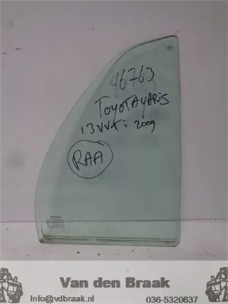 Toyota Yaris 5 drs 2005-2011 Scheerruit rechts achter