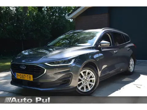 Ford Focus Wagon 1.0 EcoBoost Connected Navi/Pdc/Ecc/Stoel,ruit en stuurverwarming/Cr-Controle/Priva
