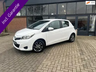Toyota Yaris 1.3 VVT-i Aspiration, Airco, Navi, Sport