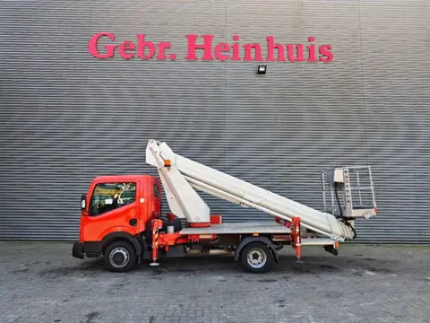 Nissan Cabstar 35.12 NT400 Ruthmann TB 270 (bj 2015)