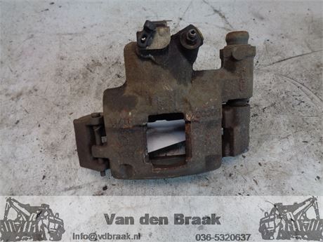 Fiat 500 2007-2016 Remklauw links voor