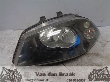 Seat Ibiza 2002-2006 Koplamp links elec. verstelbaar