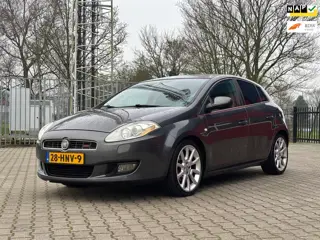 Fiat Bravo 1.4 T-Jet Sport Plus | 10-01-2027 APK + Cruise control |