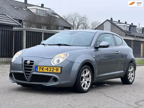 Alfa Romeo MiTo 1.4 Progression CarPlay/Android*Airco*LM velgen*Dealer onderhouden*6 versnelling*
